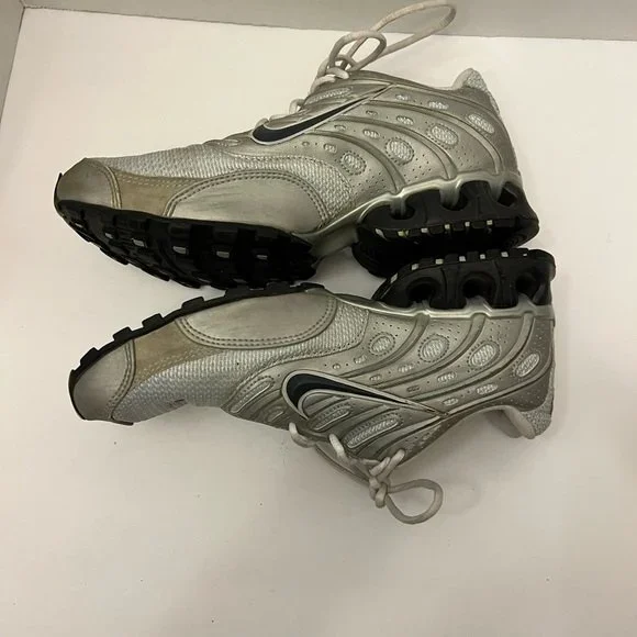 Nike Running Shoes - Picture 3 of 10